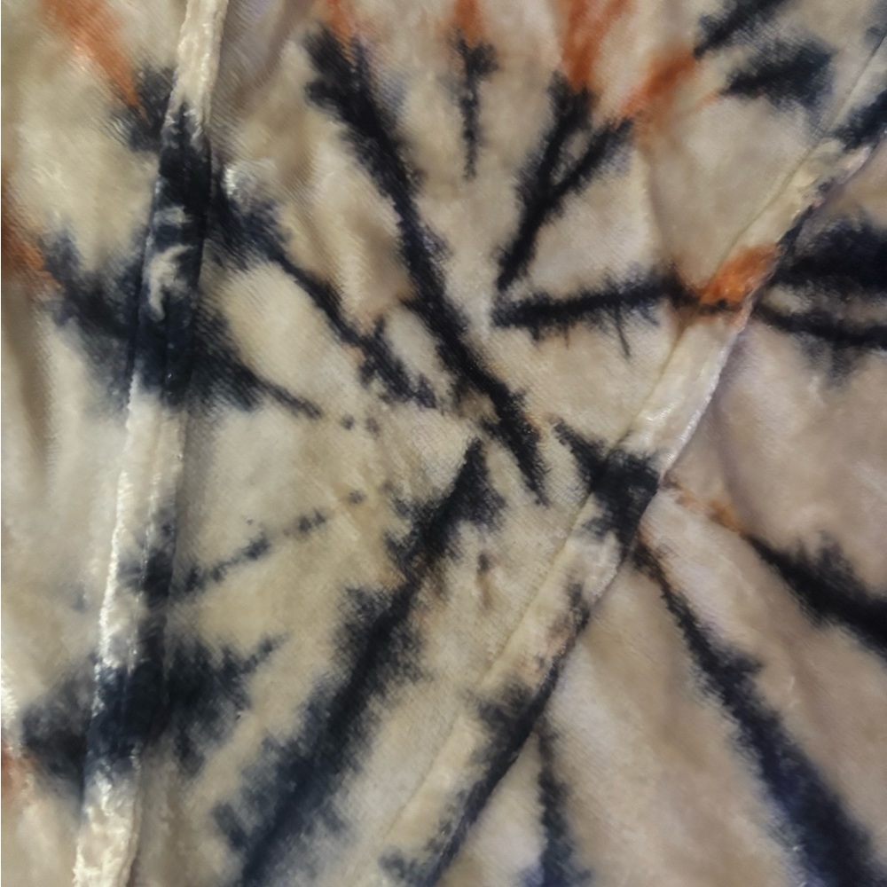 FREE PEOPLE Serious Swagger tie die midi crush velvet skirt XS